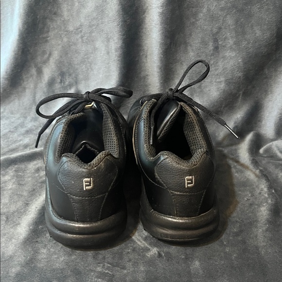 FootJoy Men\'s Black Athletic Golf Shoes Sz 8 men’s shoes golf